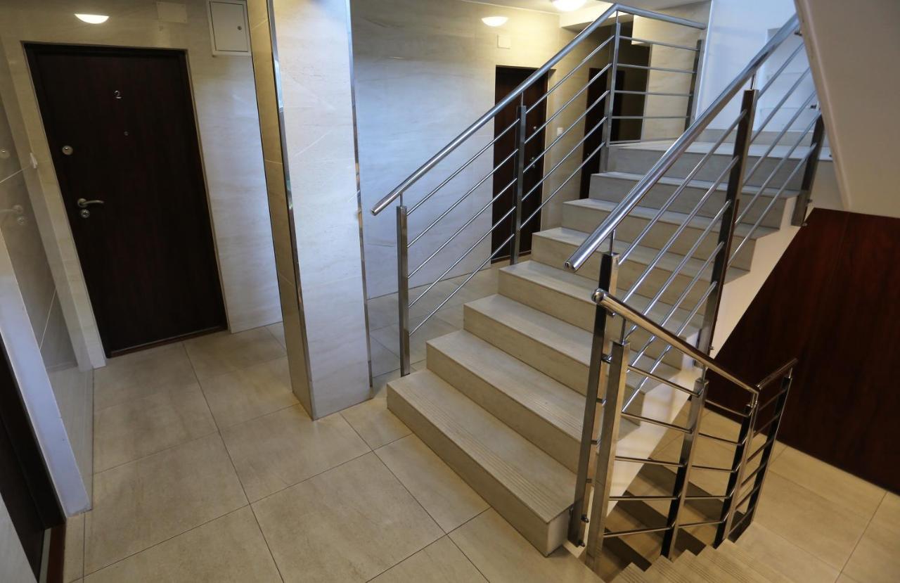 Apartament Mgm Karmelicka Varsóvia Exterior foto